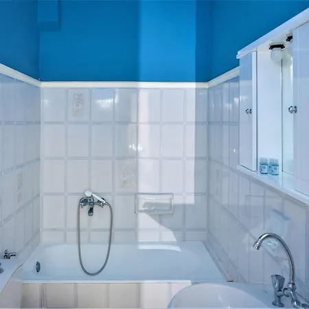 Zois Apartamento *